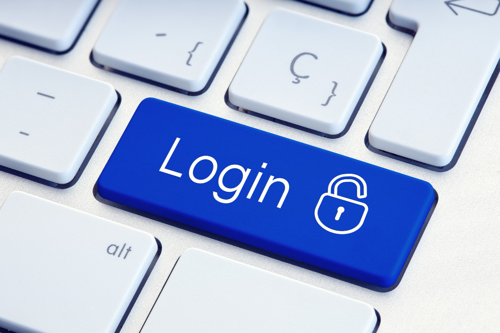 JA-SIG CAS services registry persistence